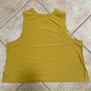 Old Navy Cloud Motion XL Active Mustard Sleeveless Women's Top